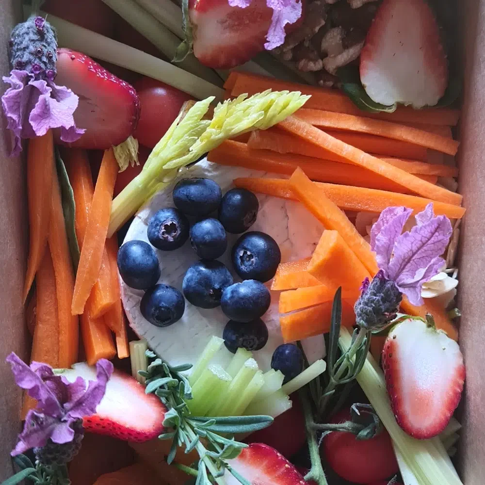 Fresh-Salad-Food-Box-SQ-1.webp
