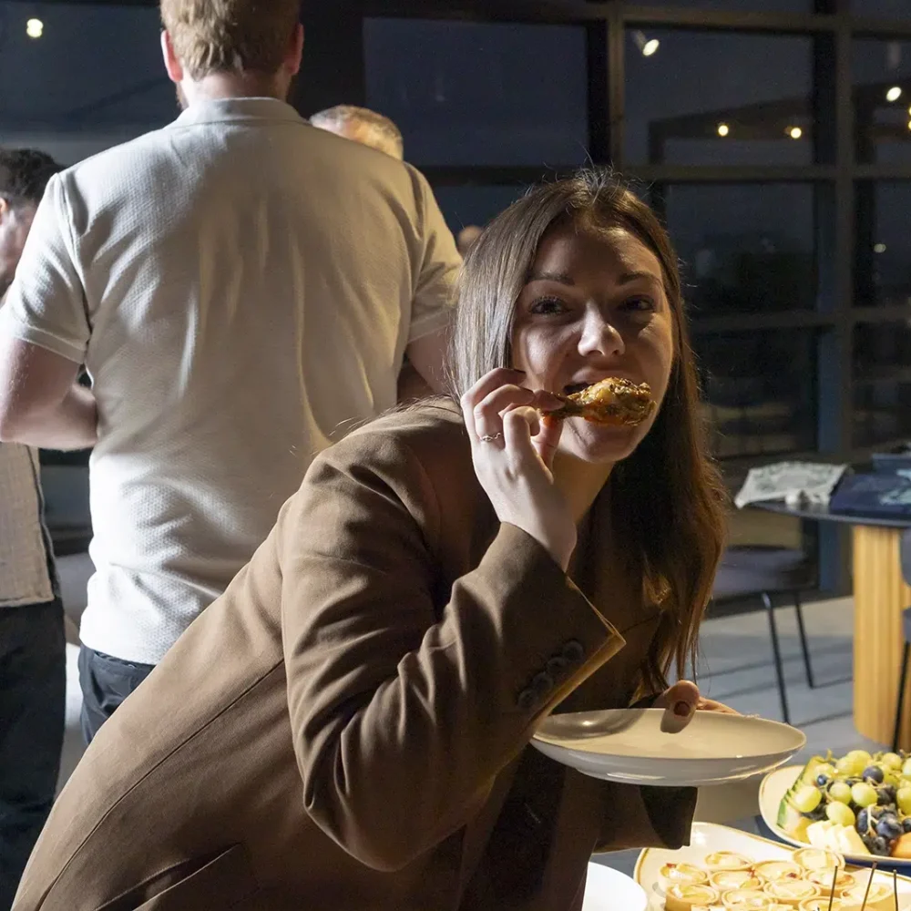 Function-Guest-Eating-Finger-Food-LS-1.webp